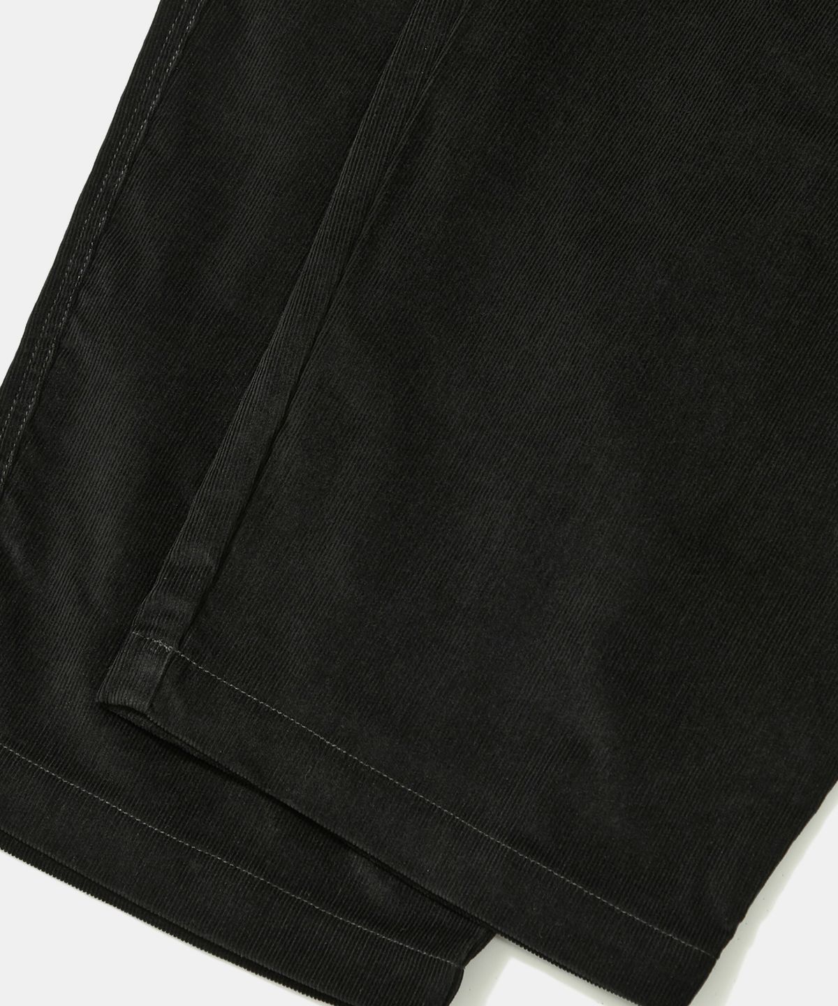 컬럼비아 유니버시티(COLUMBIA UNIVERSITY) TRAJAN LABEL PINTUCK WIDE-FIT CORDUROY PANTS_BLACK