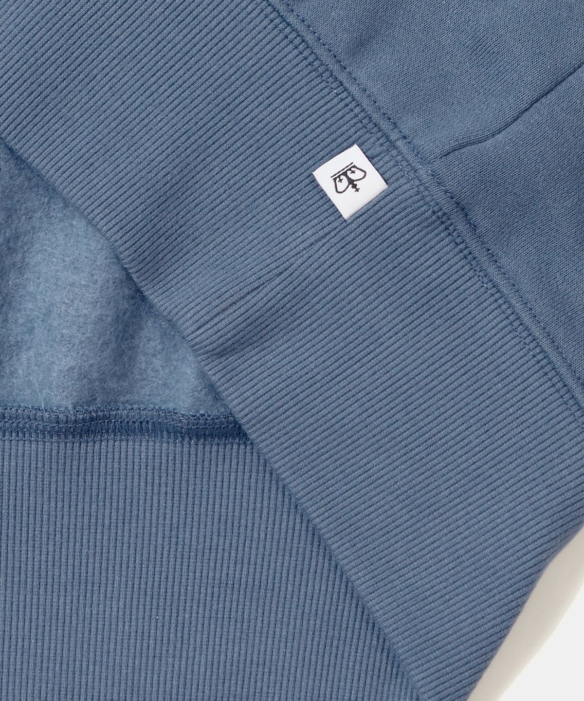 컬럼비아 유니버시티(COLUMBIA UNIVERSITY) 8BIT CROP FLEECE WOMEN CREW NECK _DUST BLUE