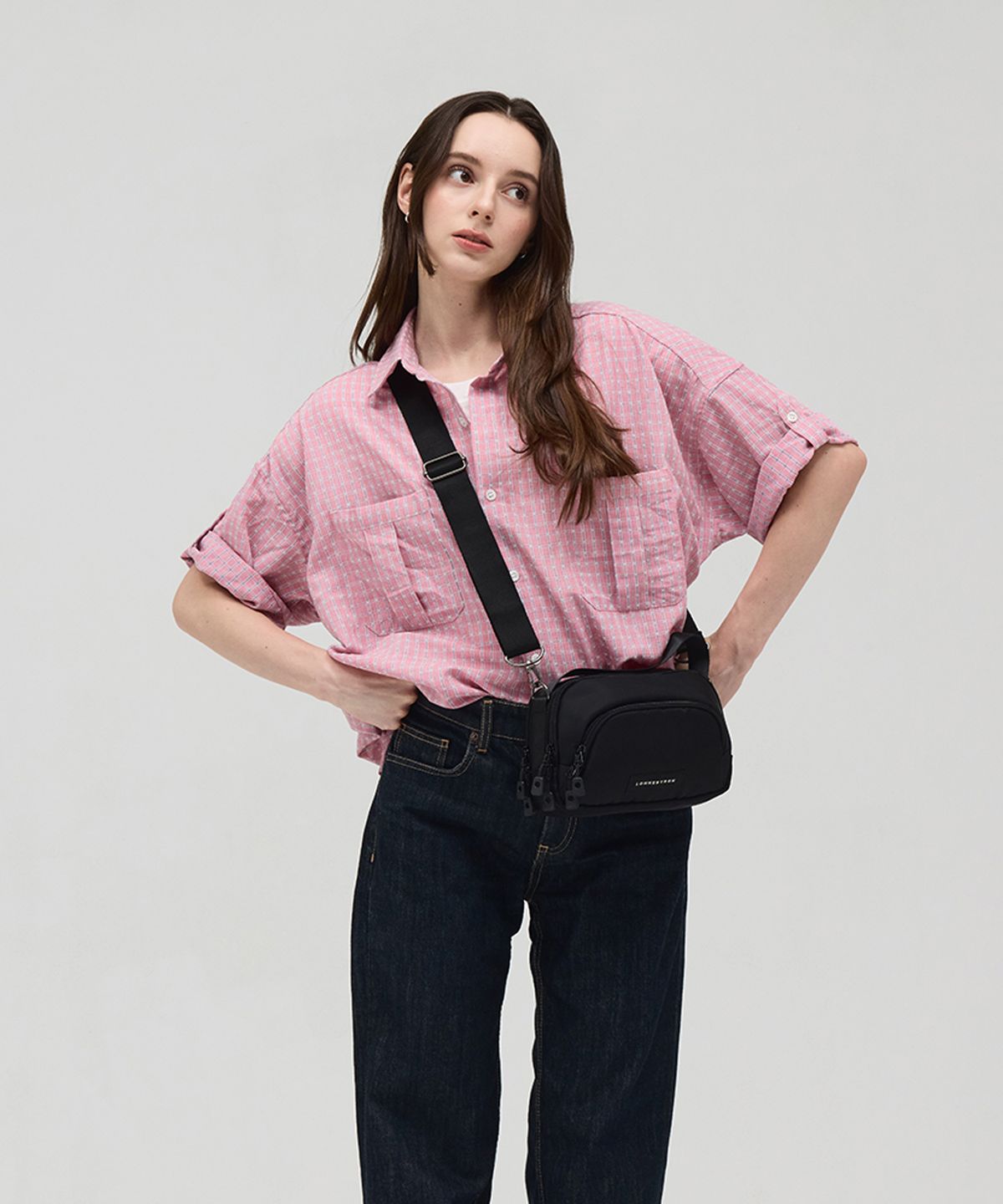 론네바이론(LONNEBYRON) Yaki Bag The Black Mini Cross Bag 야키백 더블랙 미니 크로스백