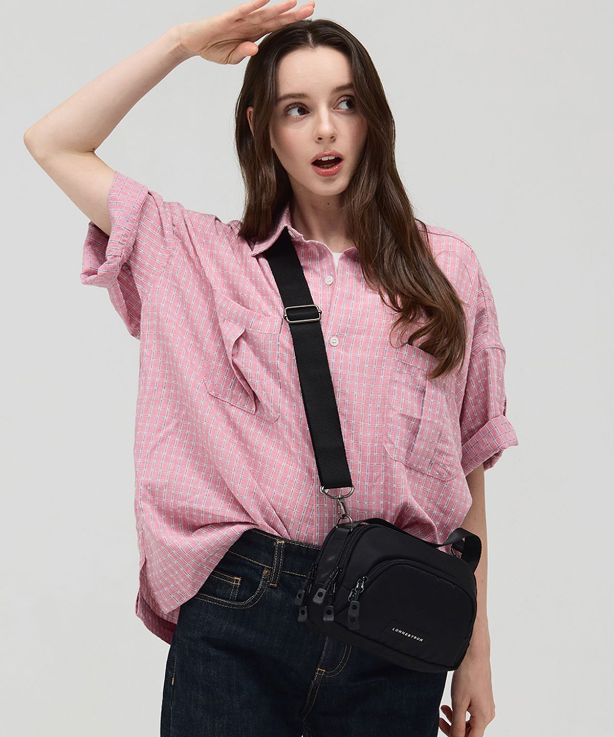 론네바이론(LONNEBYRON) Yaki Bag The Black Mini Cross Bag 야키백 더블랙 미니 크로스백