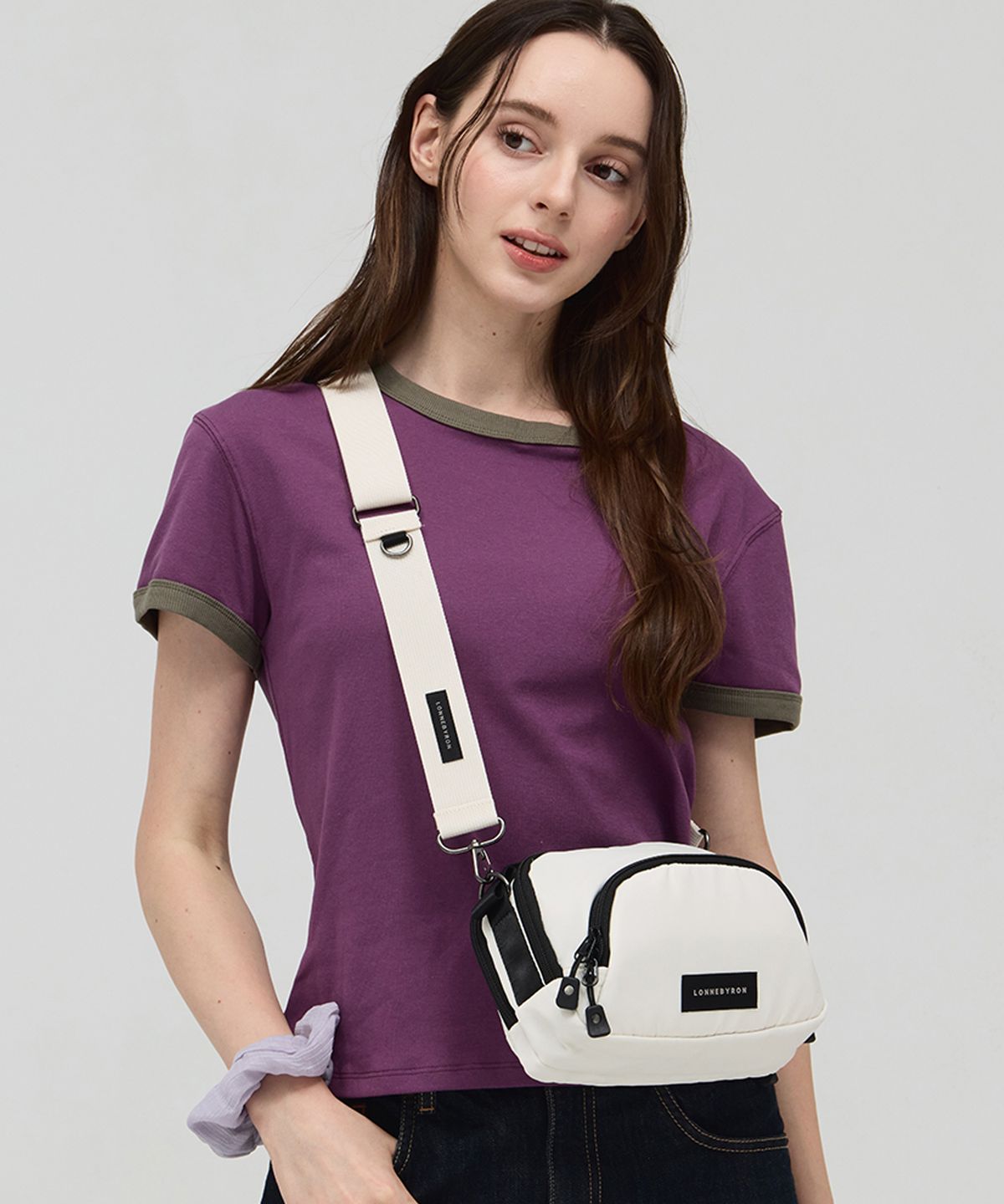 론네바이론(LONNEBYRON) Yaki Bag The Black Mini Cross Bag 야키백 더블랙 미니 크로스백