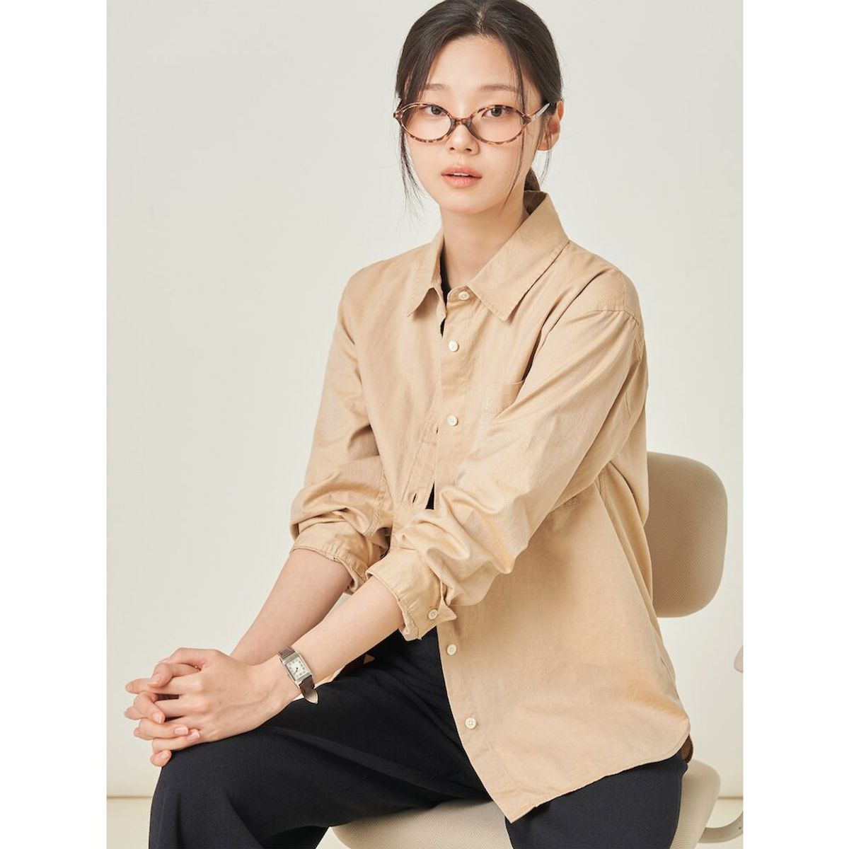 빈폴 레이디스(BEANPOLE LADIES) 코튼 트윌 워싱 오버핏 셔츠  베이지 (BF5864C01A)