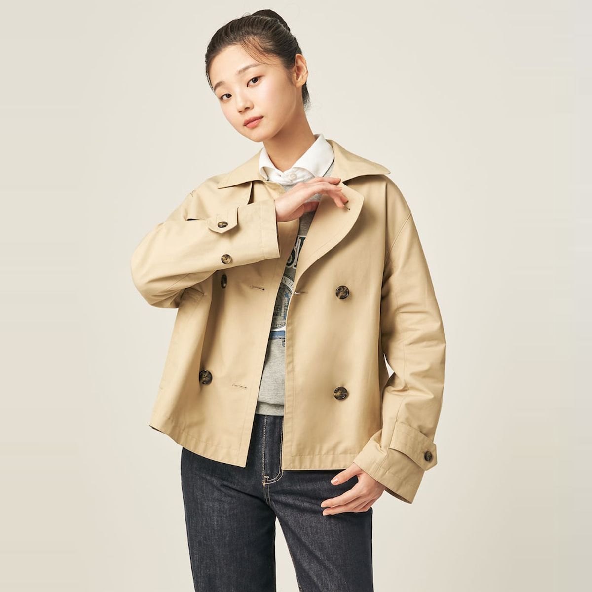 빈폴 레이디스(BEANPOLE LADIES) 코튼 숏 더블 트렌치  베이지 (BF583TC01A)