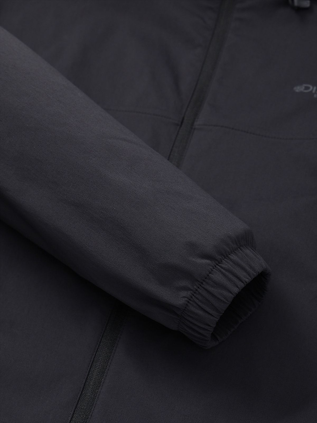 디스커버리 익스페디션(DISCOVERY EXPEDITION) 여성 내추럴 우븐 트레이닝 자켓 (BLACK)