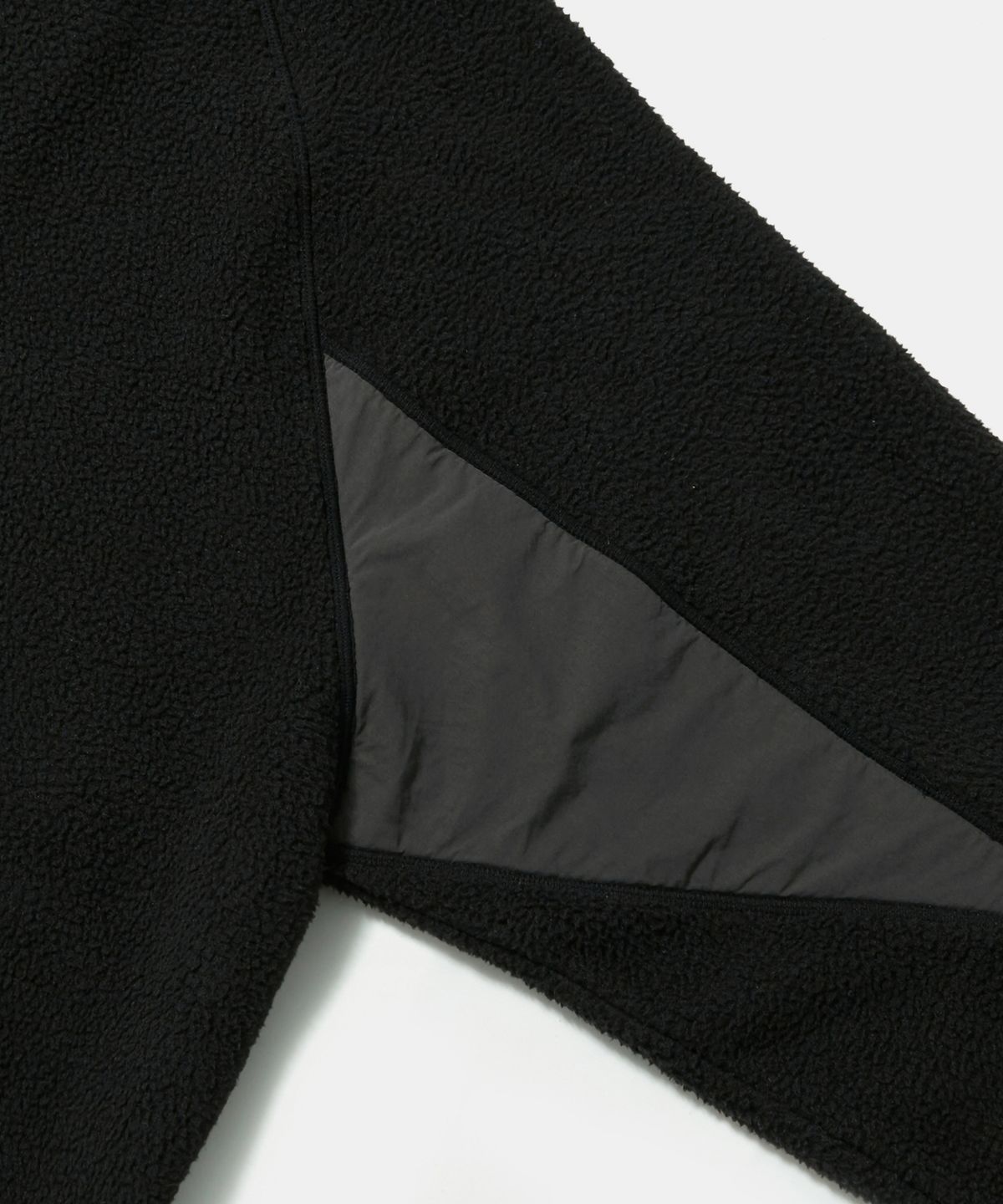 컬럼비아 유니버시티(COLUMBIA UNIVERSITY) PANEL RAGLAN POLAR FLEECE ZIP-UP JACKET_BLACK
