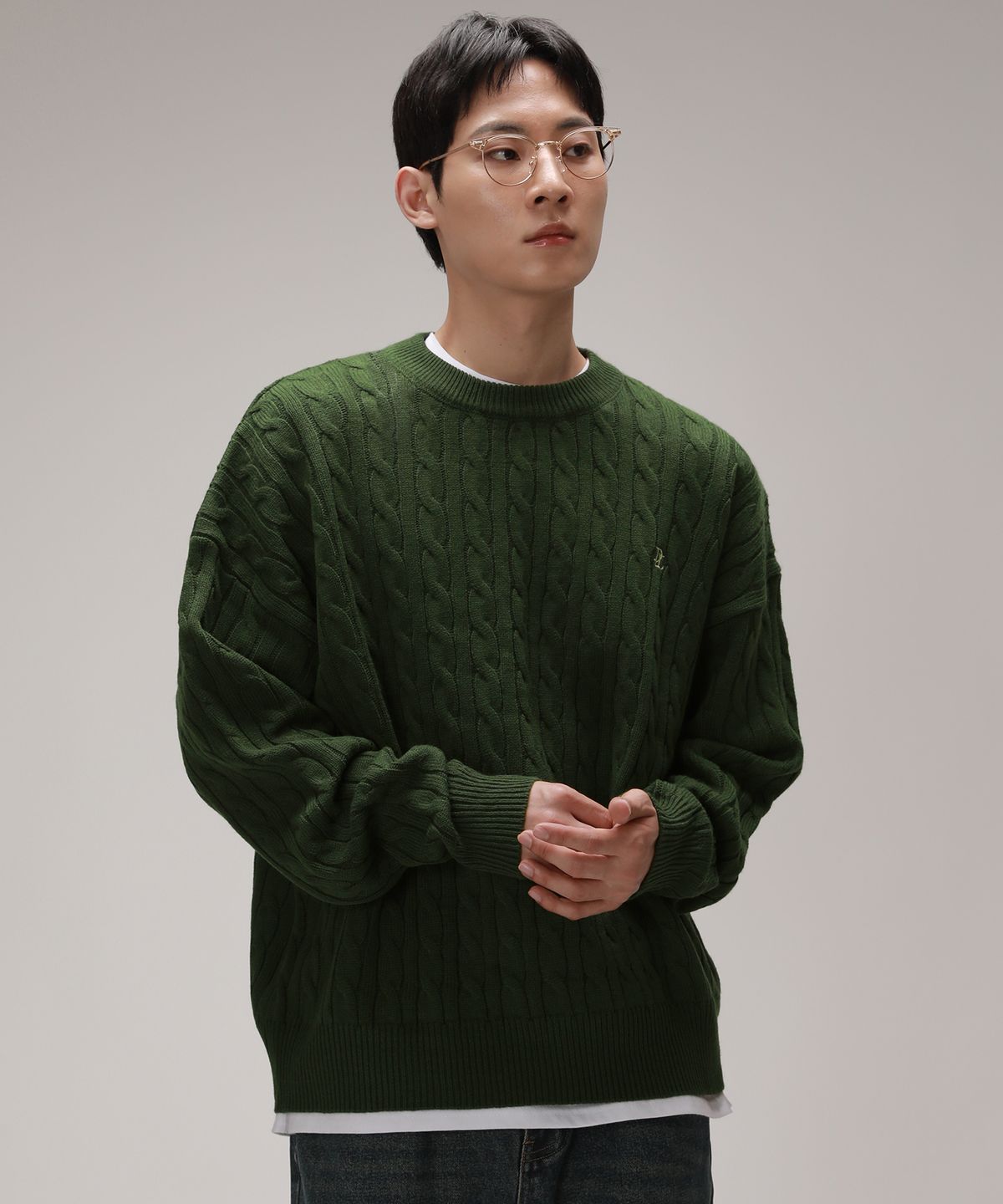 디벨로브(DEVELOVE) 소프트 라운드 오버핏 케이블 니트_그린
