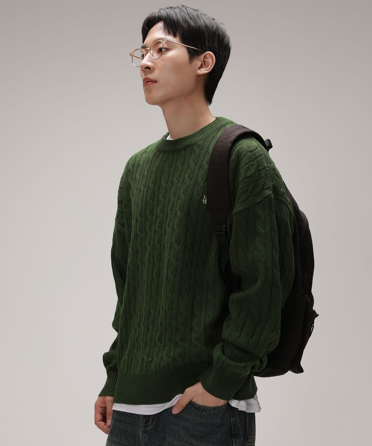 디벨로브(DEVELOVE) 소프트 라운드 오버핏 케이블 니트_그린