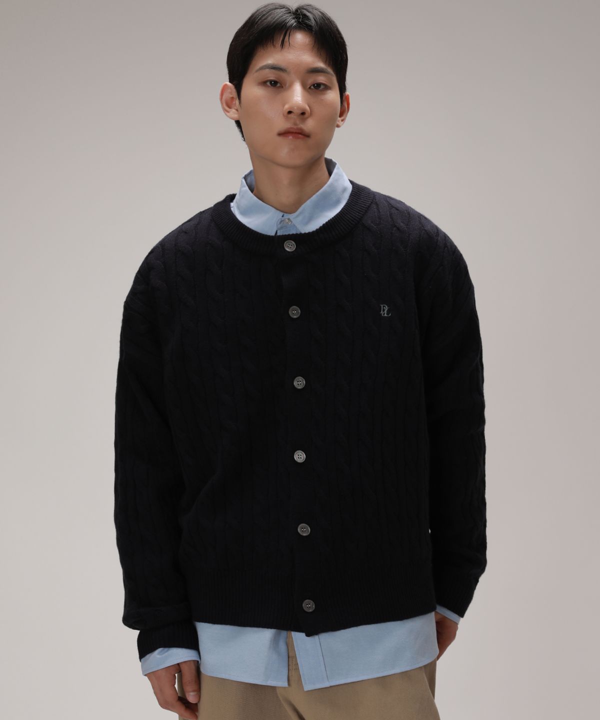 디벨로브(DEVELOVE) 소프트 케이블 라운드 오버핏 가디건_네이비
