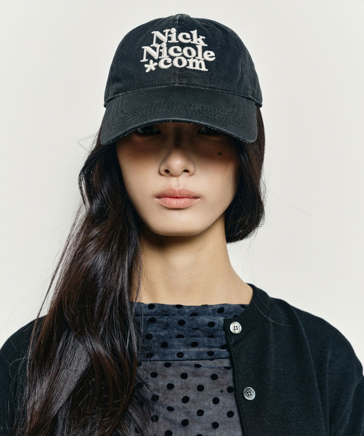 닉앤니콜(NICK&NICOLE) NN DOTCOM SIGNATURE BALL CAP_VINTAGE BLACK CREAM
