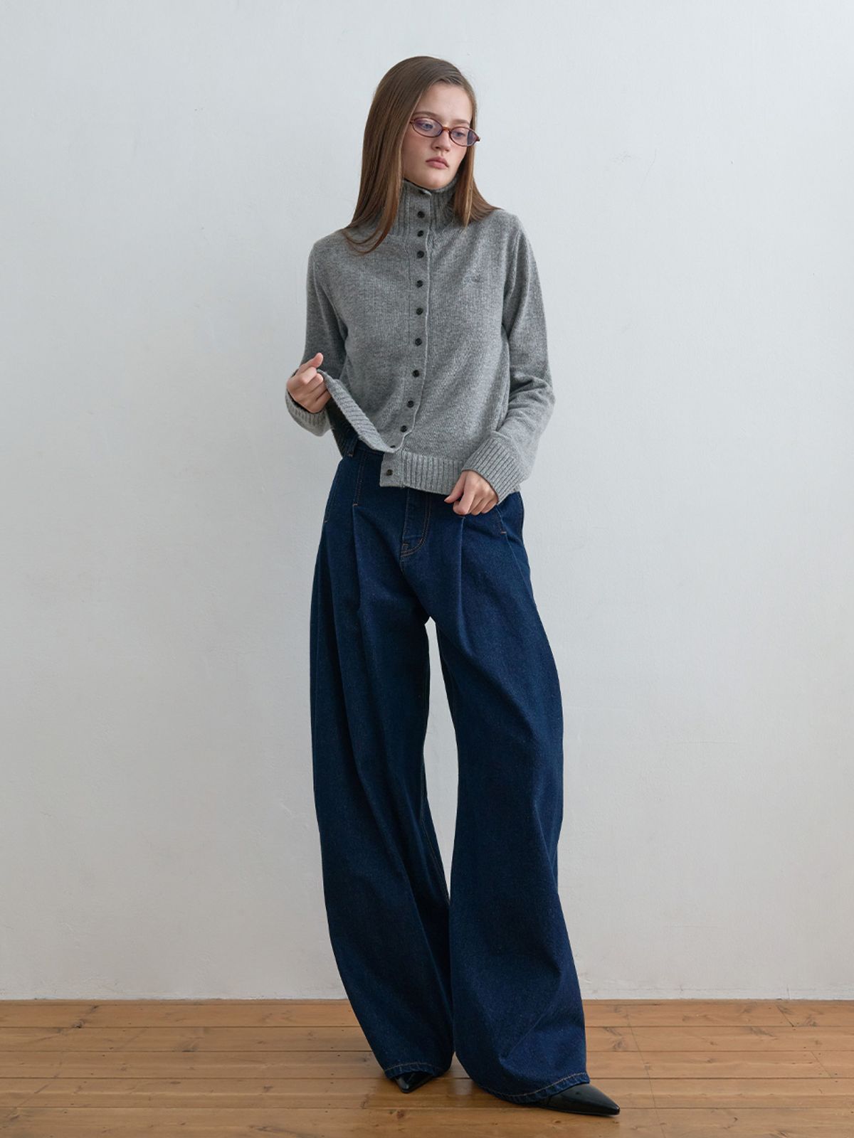 기준(KIJUN) Curved Seam Wide Jeans Indigo