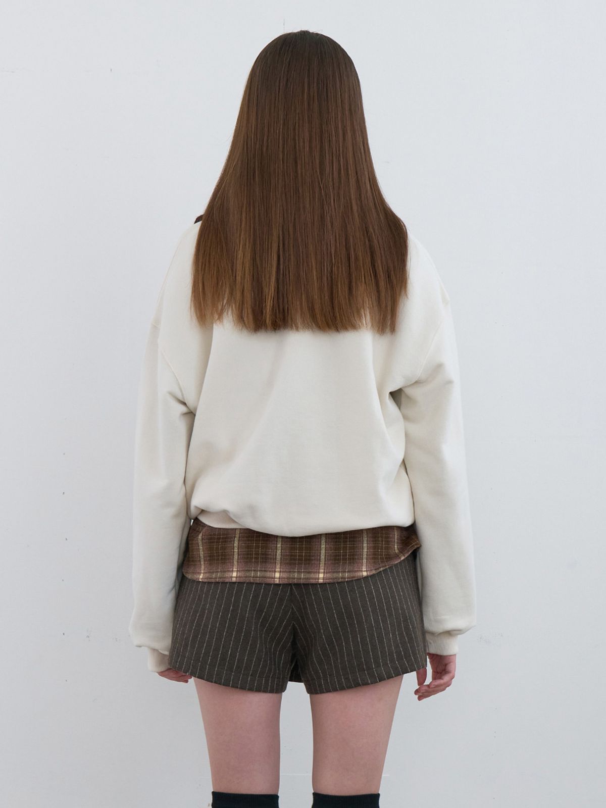 기준(KIJUN) Crochet Collar Half Zip-Up Pullover Ivory
