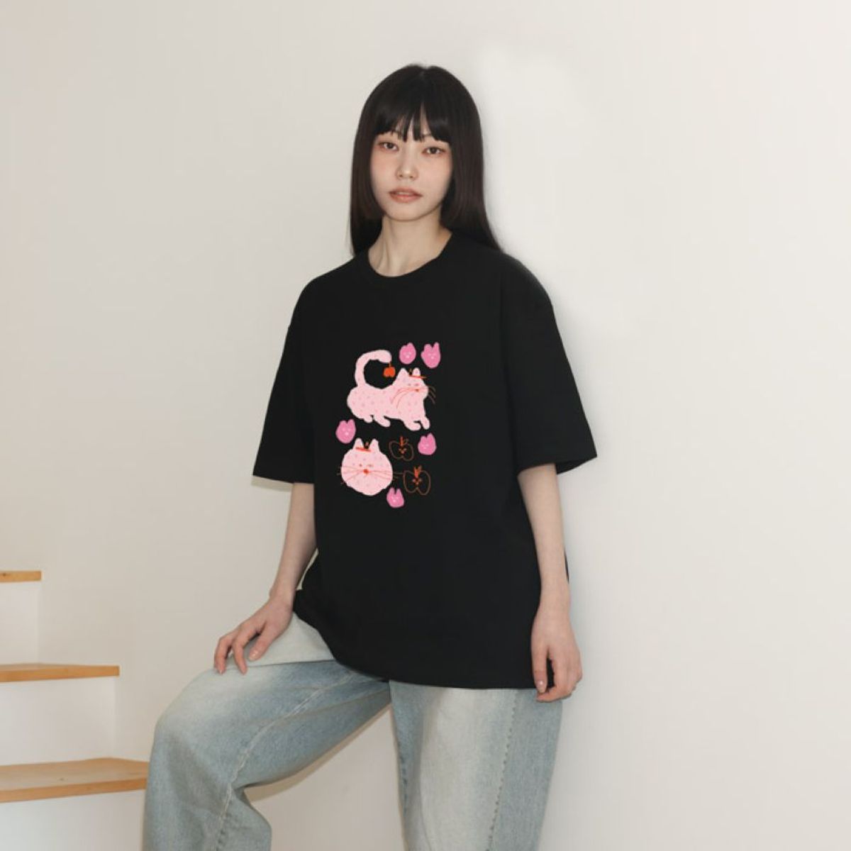 뚜누(TOUNOU) 고땜무 작가, 사과 먹은 고양이 반팔티셔츠