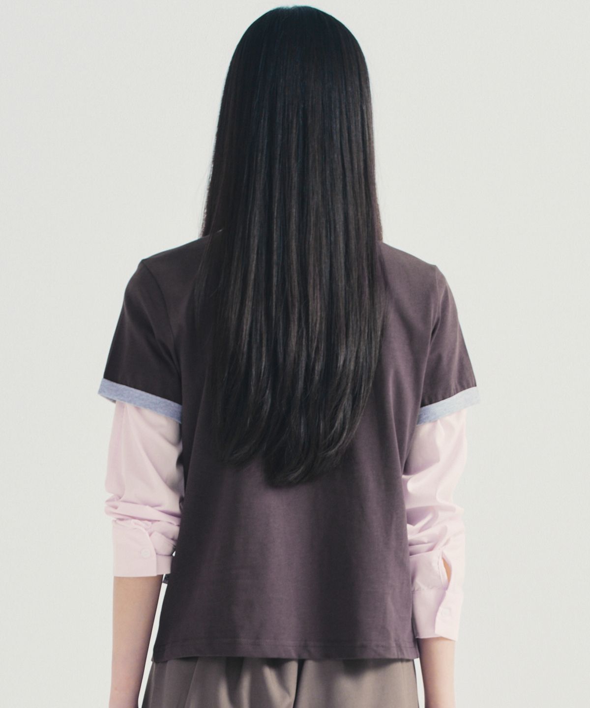 닉앤니콜(NICK&NICOLE) BUTTERFLY CONTRAST RINGER TOP_CHARCOAL SILVER