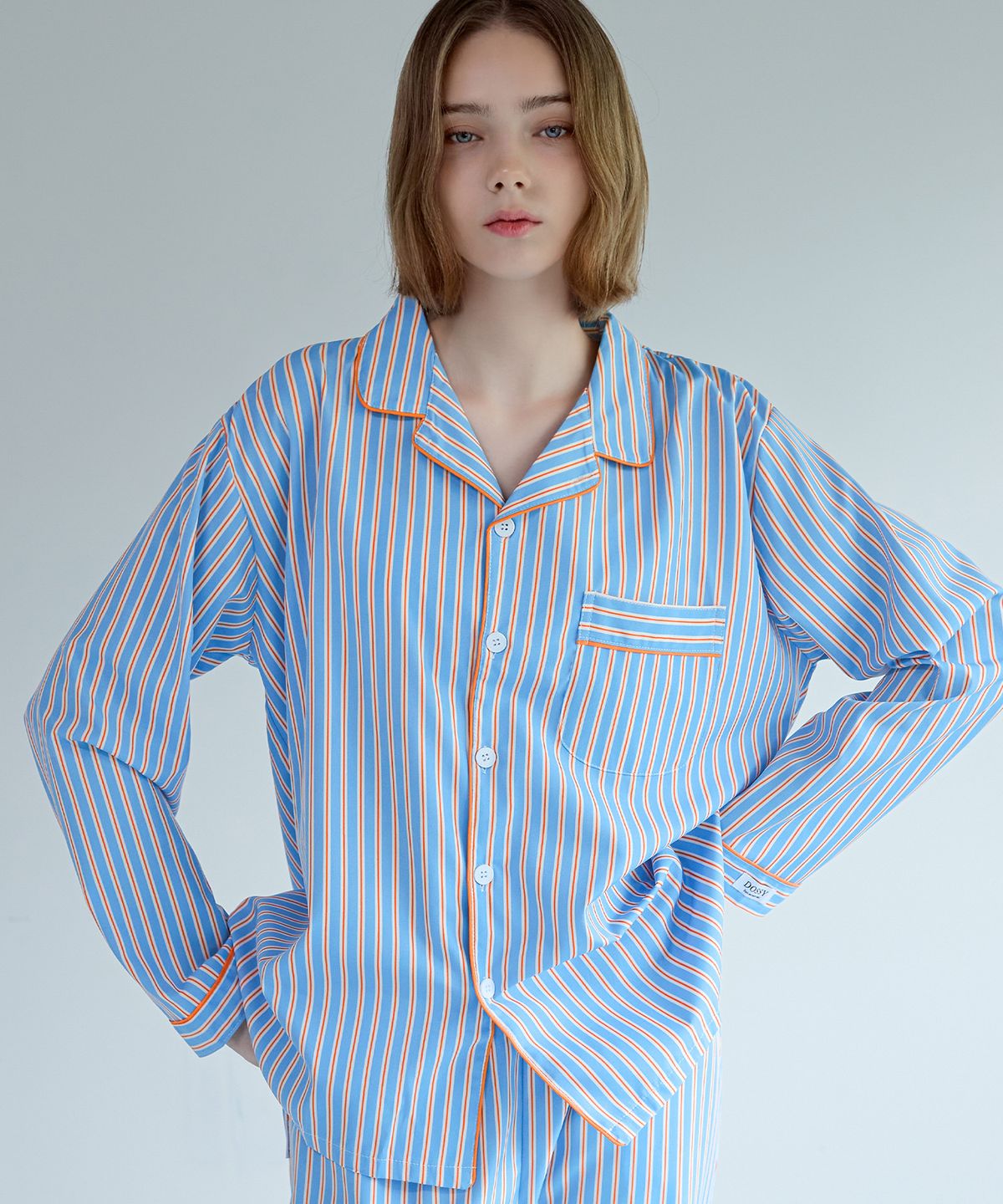 도씨(DOSSY) [2SET] 실크핏 시에르 긴팔 커플 잠옷 세트