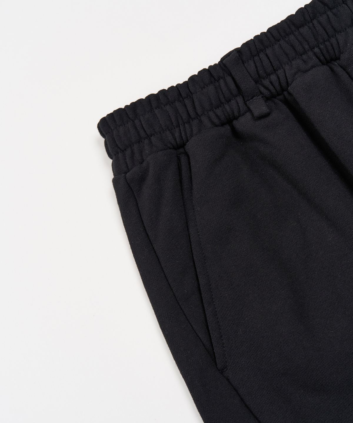 토피(TOFFEE) 인시전 벌룬핏 스웻 팬츠 (BLACK)
