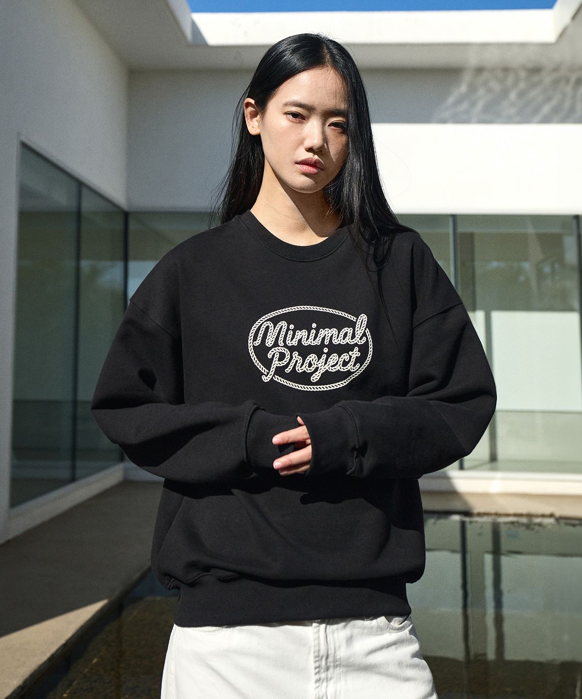 미니멀프로젝트(MINIMALPROJECT) 코지 오버핏 맨투맨 티셔츠 MMT143-Z [BLACK]