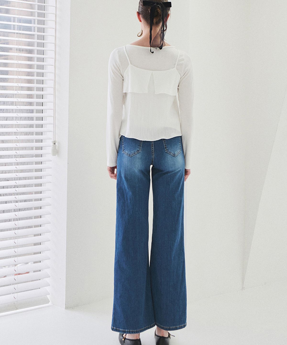 슬로우롤리(SLOWLOLLI) Wide flare denim pants