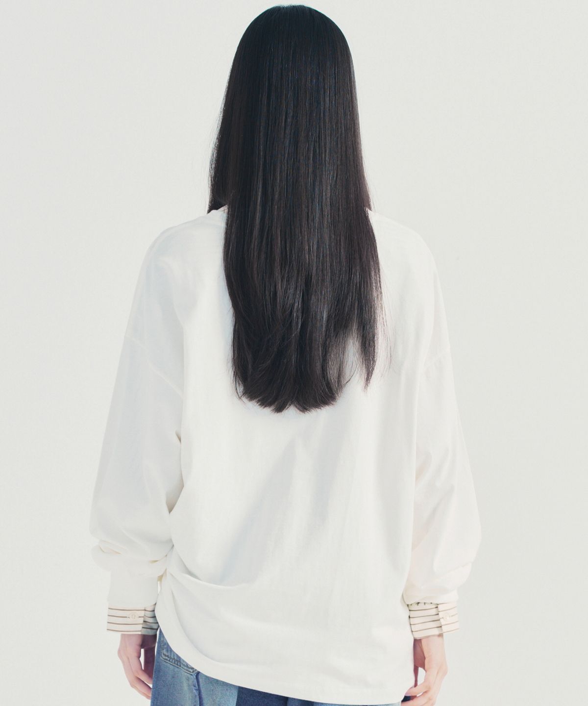 닉앤니콜(NICK&NICOLE) BUTTERFLY SIGNATURE LS TOP_WHITE BURGUNDY