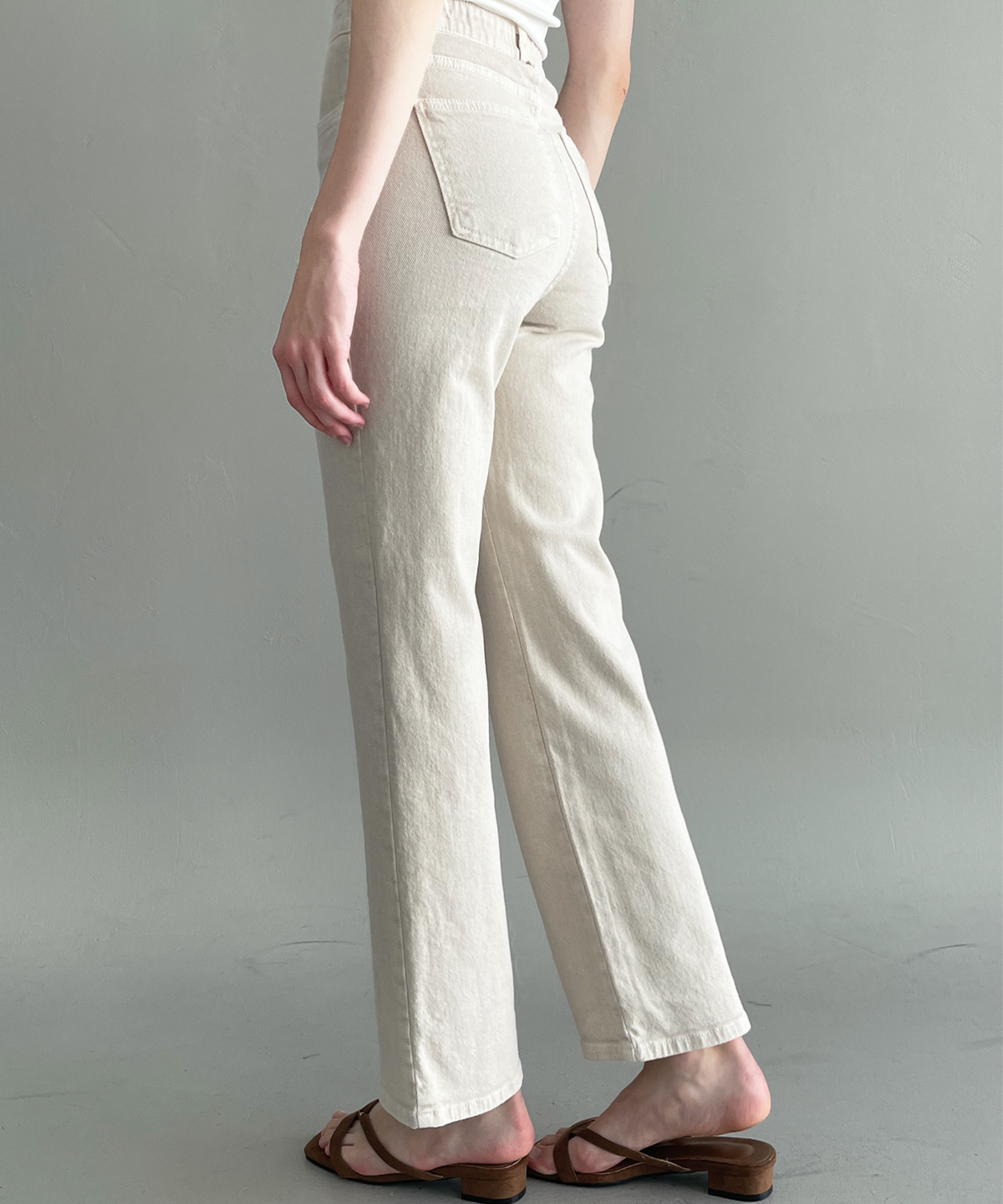 슬로우롤리(SLOWLOLLI) Relaxed straight pants