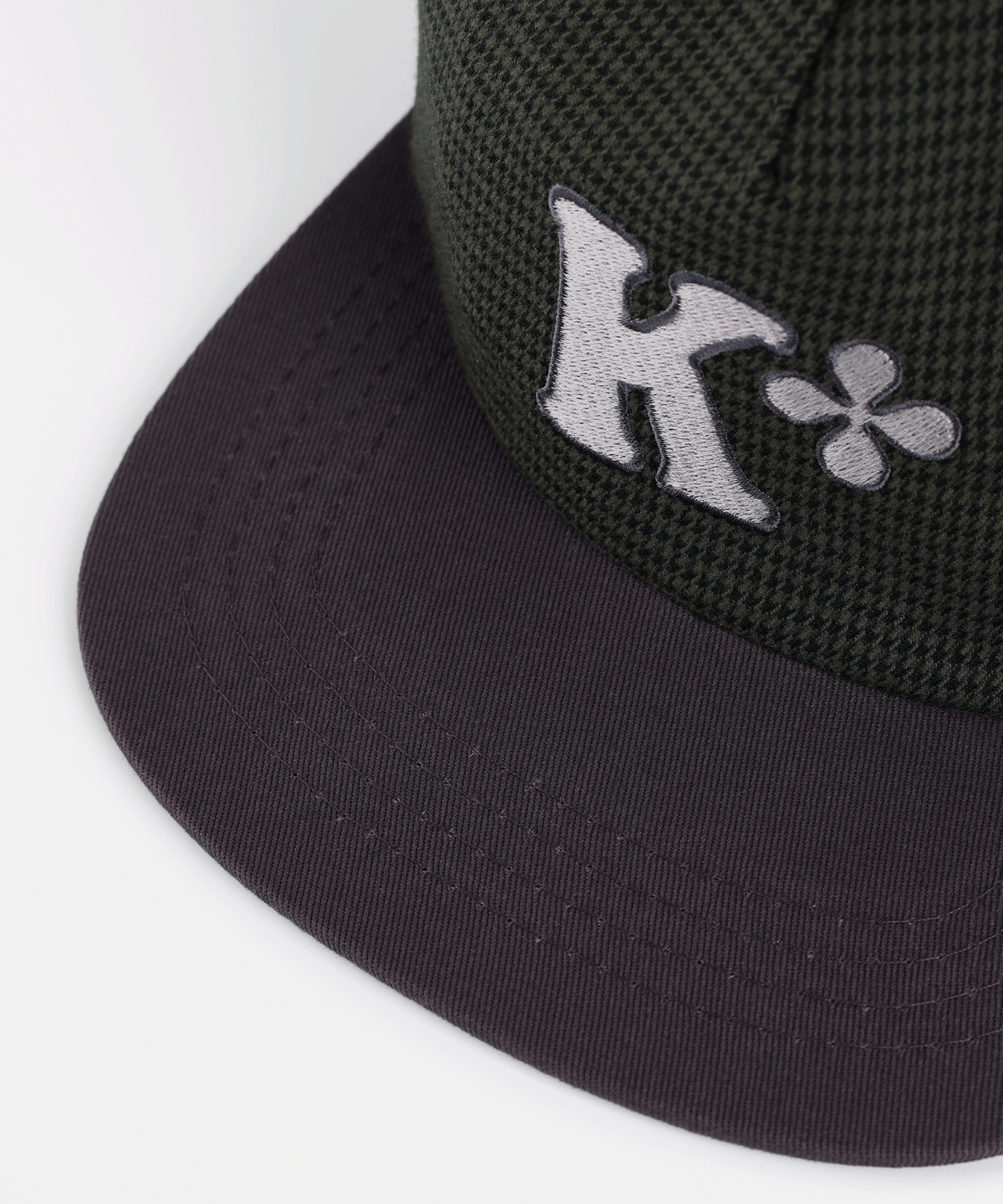 카이파이(KAIFAI) 써클로스 로고 캡 (차콜) K25ZE182