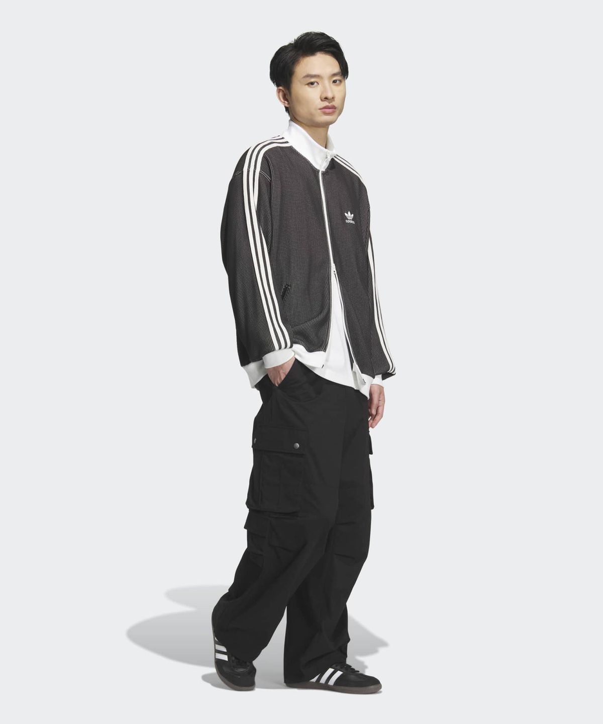 아디다스(ADIDAS) 오버사이즈 와플 니트 트랙탑  - 블랙 / KC2619