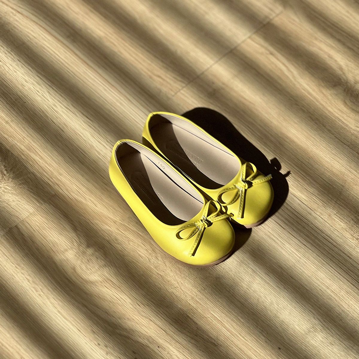 땡큐슈즈머치(THANK YOU SHOES MUCH) 땡큐슈즈머치 팔레트 리본 플랫슈즈 맘앤키즈