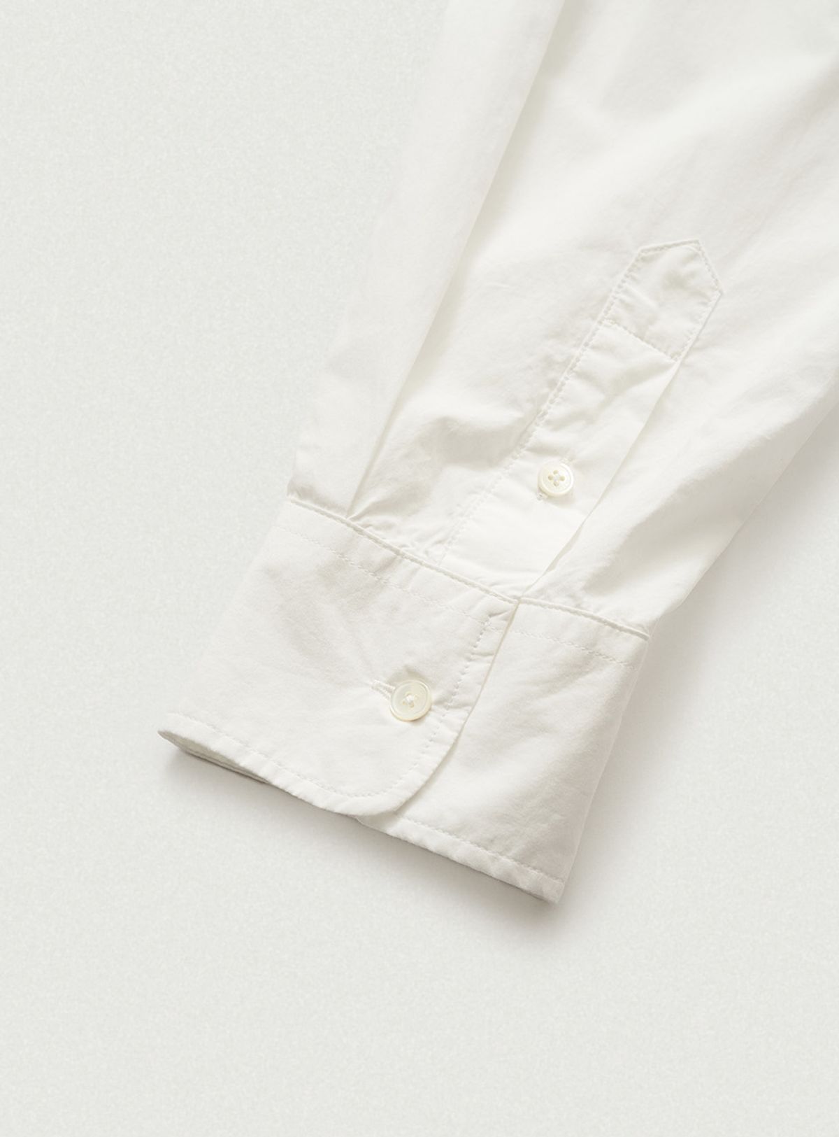 더바넷(THEBARNNET) Raye Pocket Shirt_White