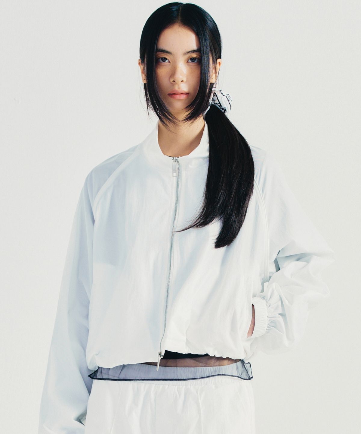 닉앤니콜(NICK&NICOLE) UTILITY GROOVY COATING JUMPER_IVORY
