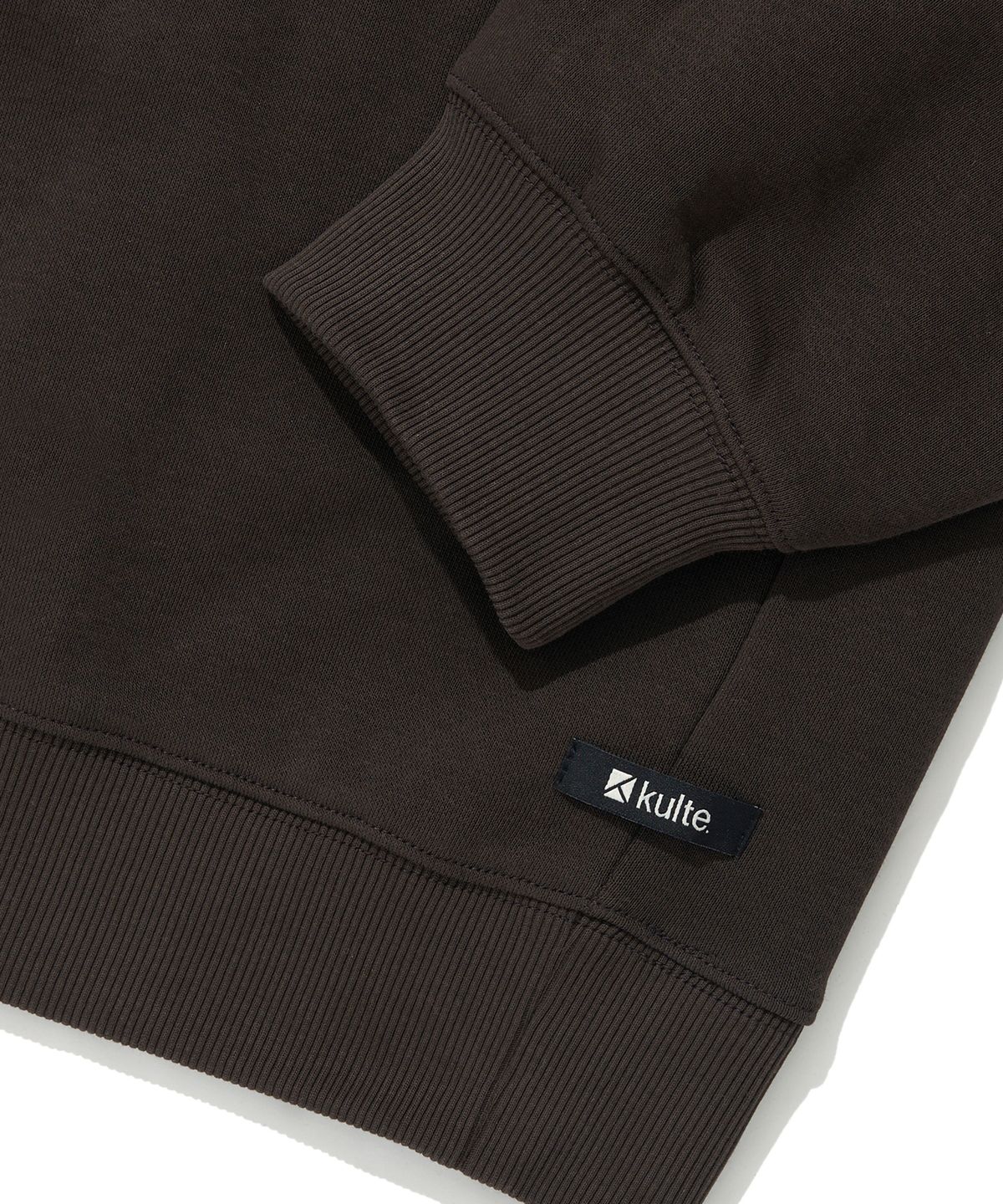 쿨트(KULTE) SMALL SCRIPT CHAIN CREWNECK_BROWN