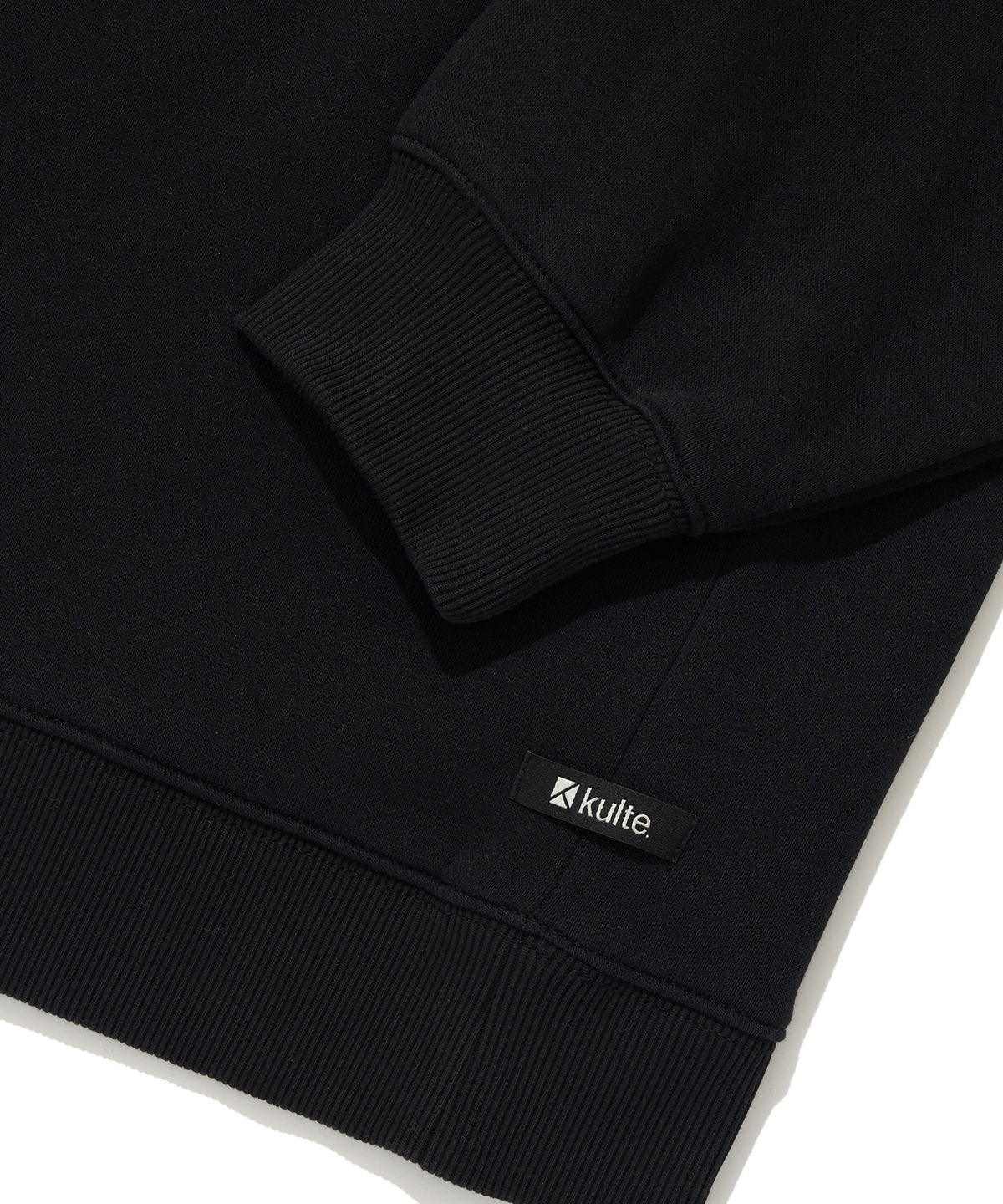 쿨트(KULTE) SMILE LOGO CREWNECK_BLACK