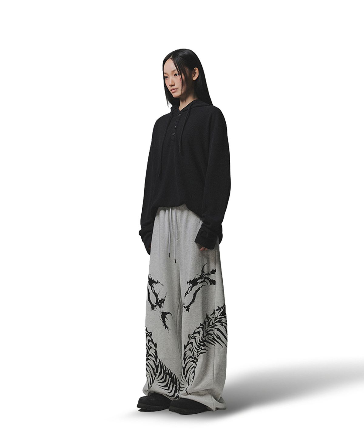 낫포너드(NOT4NERD) 444 Logo Waffle Henley Neck Hood - Charcoal