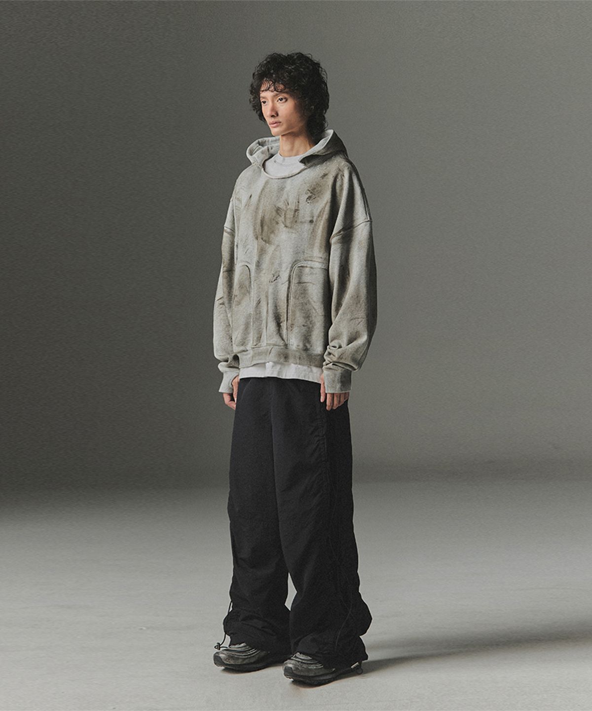 낫포너드(NOT4NERD) Damage Washed Patch Pullover Hood - Grey