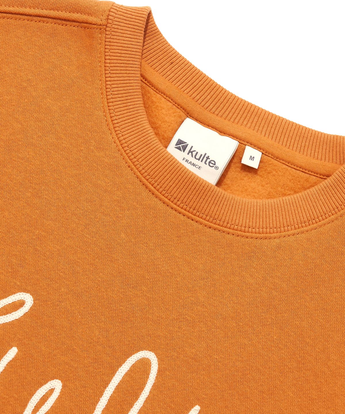 쿨트(KULTE) SCRIPT CHAIN EMB CREWNECK_ORANGE