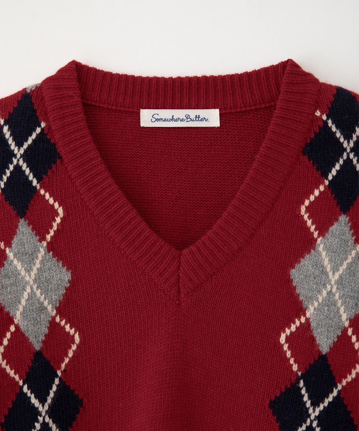 썸웨어버터(SOMEWHEREBUTTER) Noelle Argyle Knit - Red