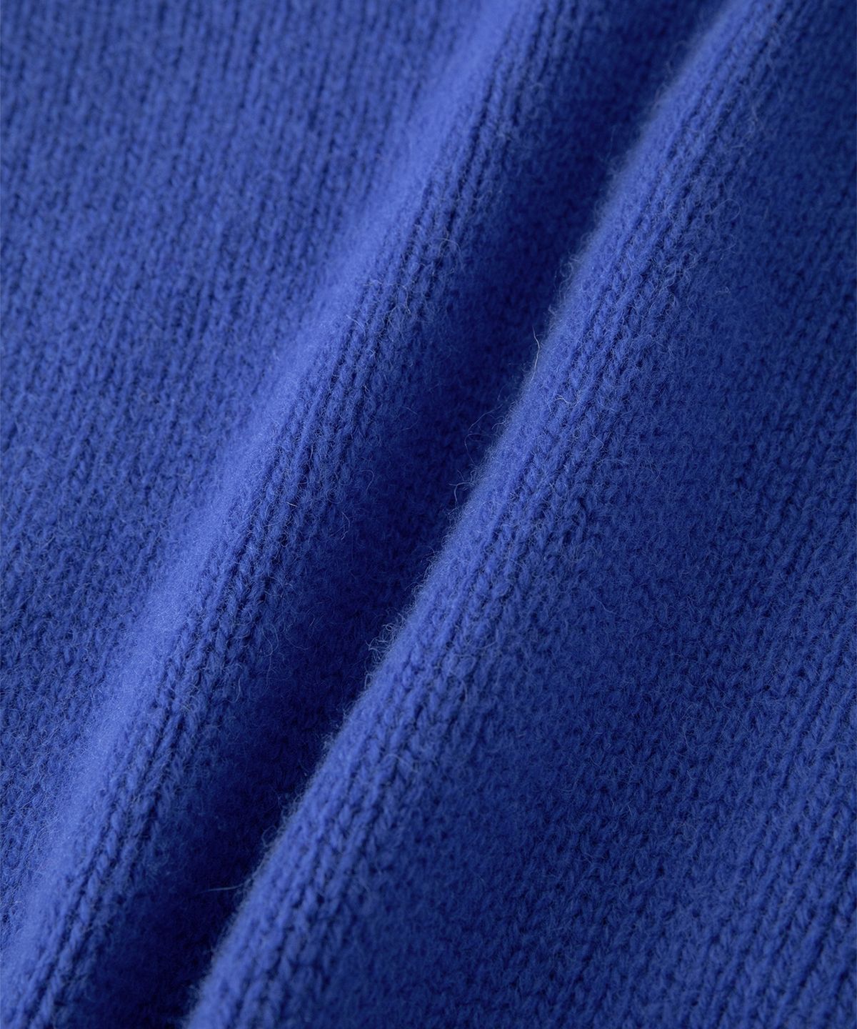 썸웨어버터(SOMEWHEREBUTTER) Boucle Heart Wool Knit - Cobalt Blue