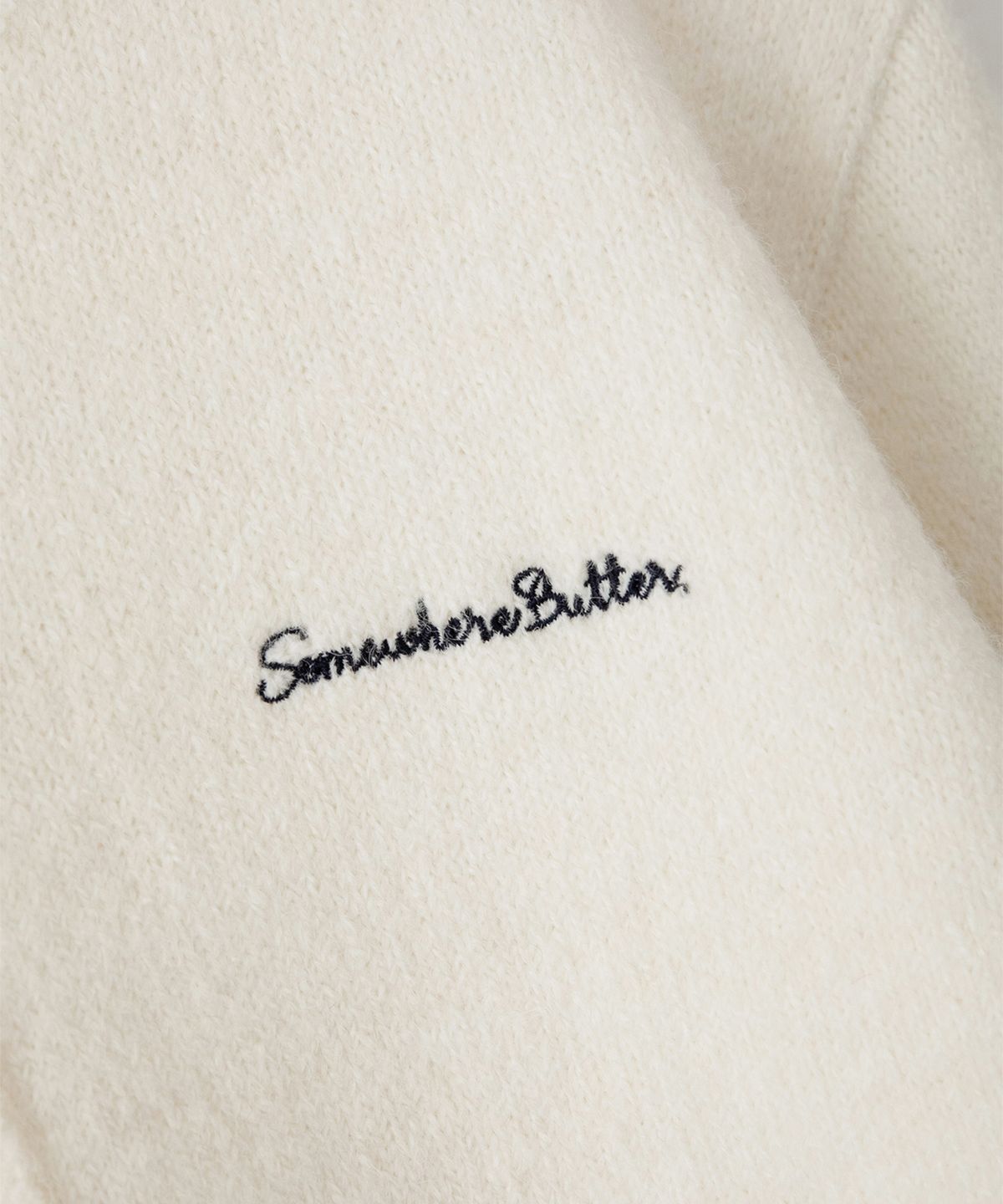 썸웨어버터(SOMEWHEREBUTTER) Manon Alpaca Cardigan - Ivory