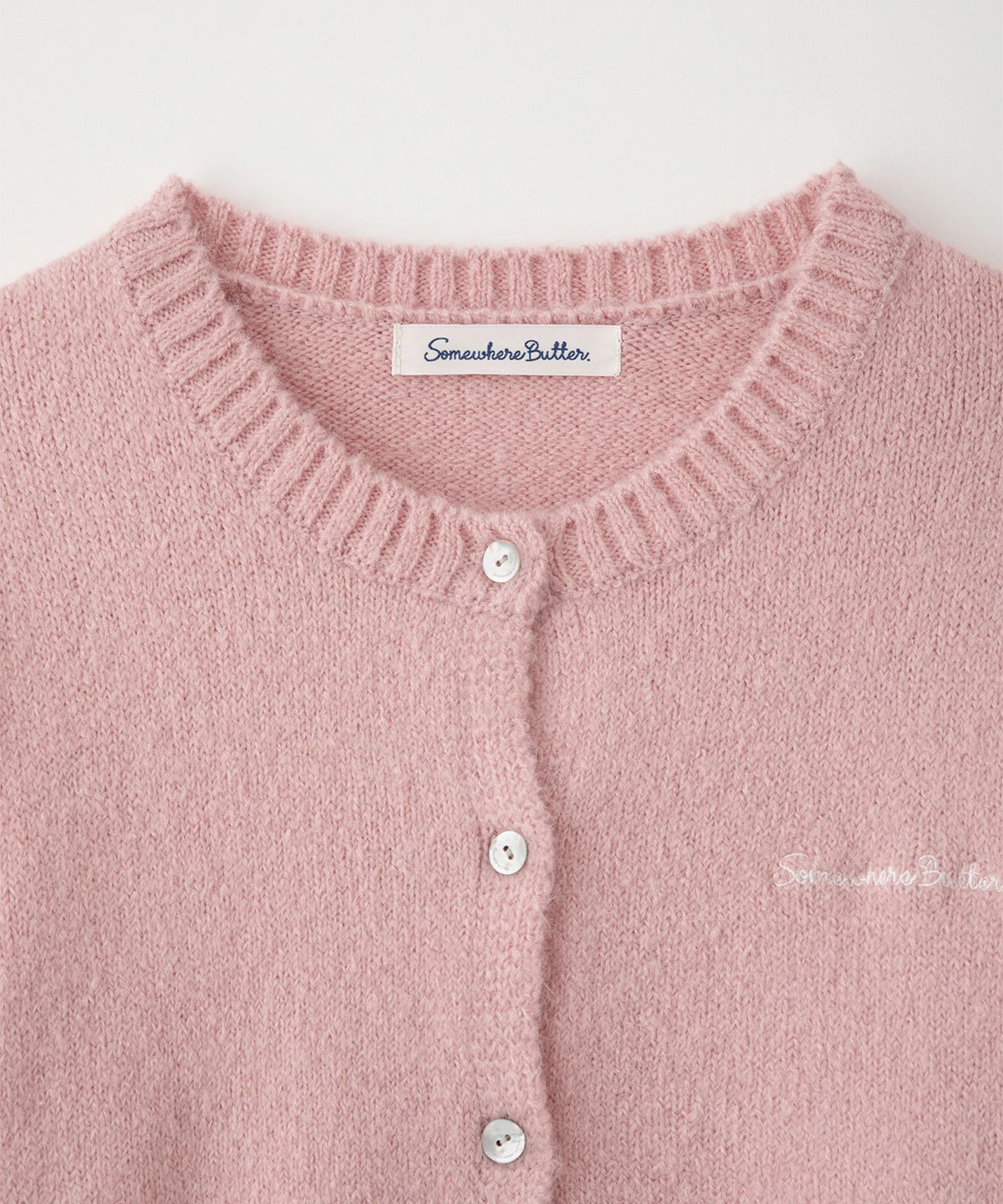 썸웨어버터(SOMEWHEREBUTTER) Manon Alpaca Cardigan - Pink