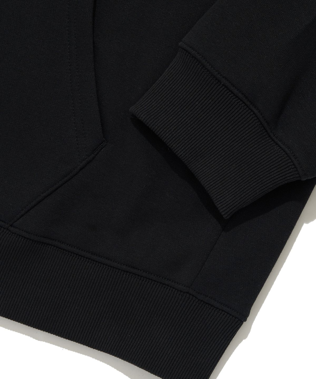 쿨트(KULTE) SCRIPT CHAIN EMB HOOD ZIP-UP_BLACK