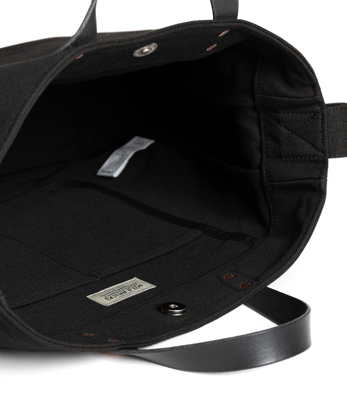 와일드 브릭스(WILD BRICKS) W24 TWO-WAY BAG (black)