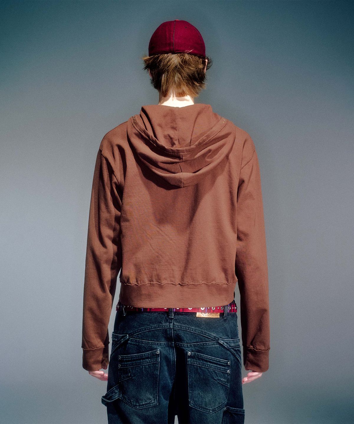 베이컨트 아카이브(VACANT ARCHIVE) MEN CAPPY STUD HOODIE ZIP-UP BROWN