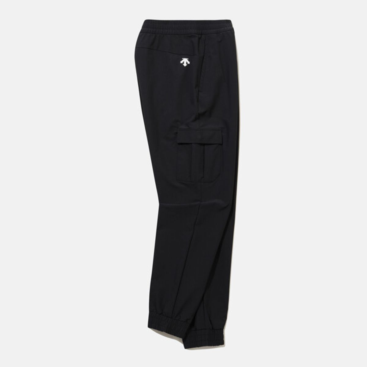 데상트(DESCENTE) 기모 우븐 카고 조거 팬츠 블랙(SQ323UPT91)