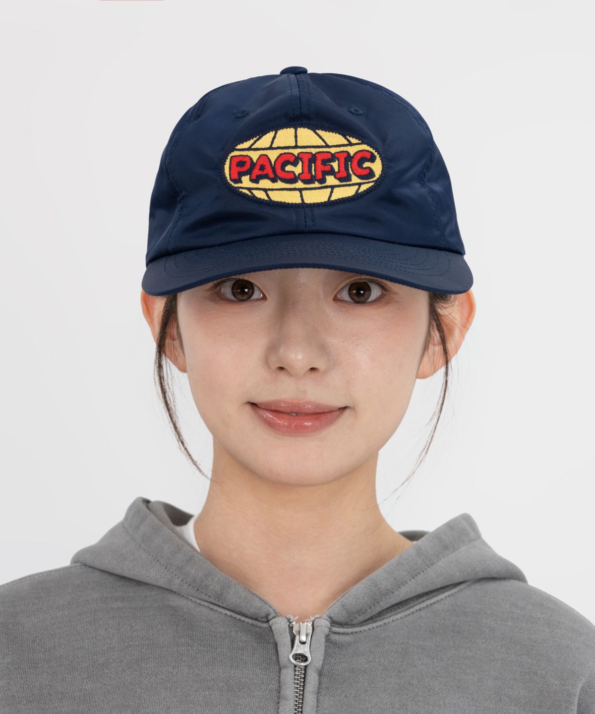 빅웨이브 컬렉티브(BIGWAVE COLLECTIVE) 퍼시픽 자수 나일론 와이드 캡 모자 (네이비)