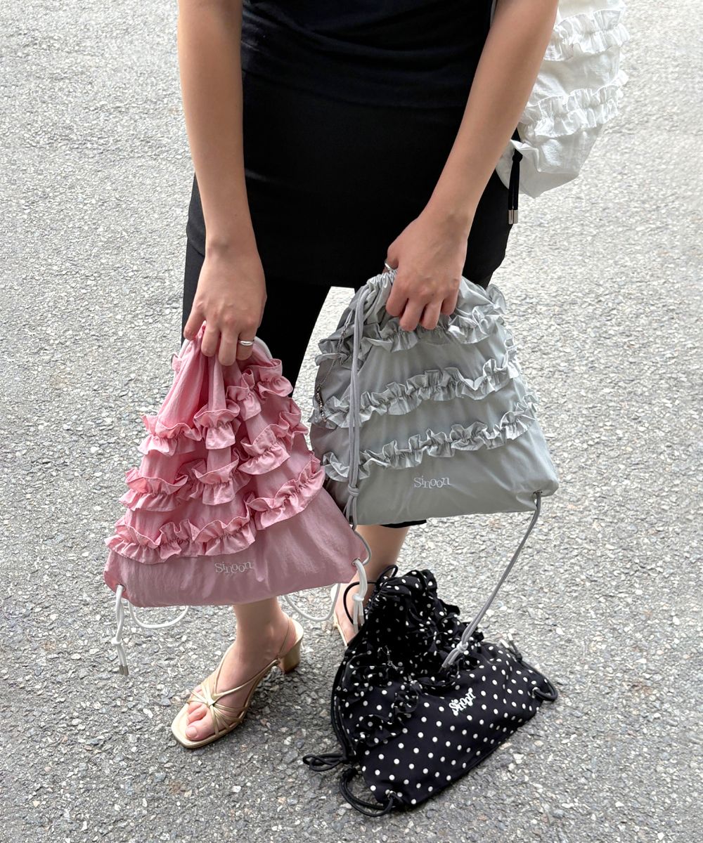 MUSINSA公式 | SINOON Ruffle String Bag (2 Colors)