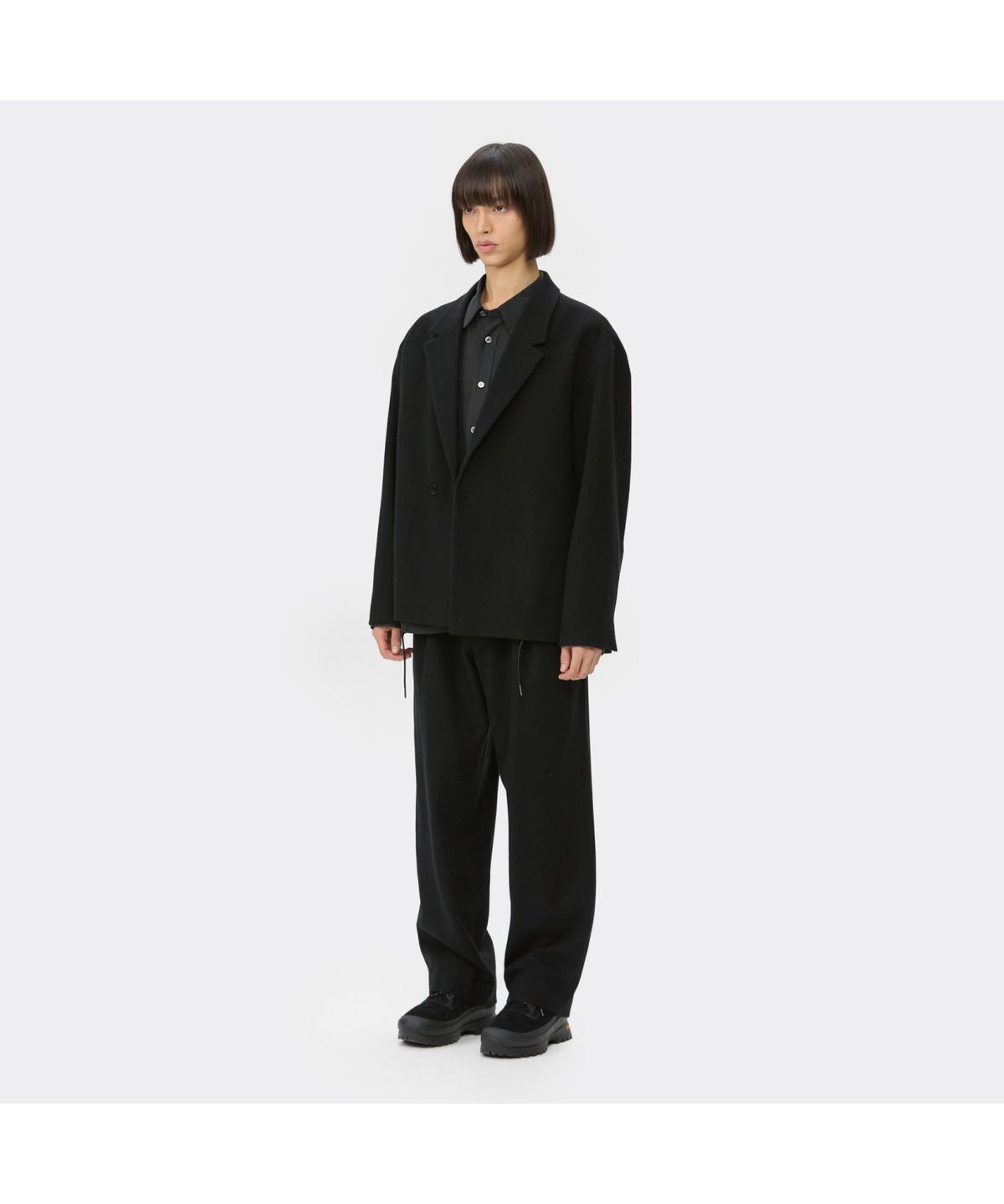 커스텀멜로우(CUSTOMELLOW) Black Tuck Detail Wool Jacket CWJAW25844BKX