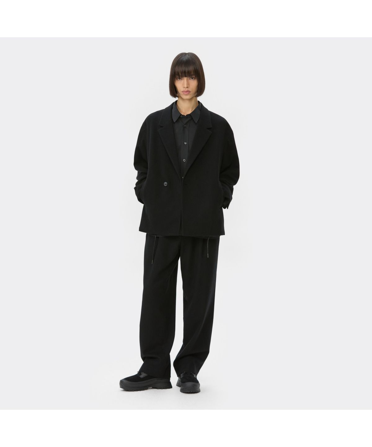 커스텀멜로우(CUSTOMELLOW) Black Tuck Detail Wool Jacket CWJAW25844BKX