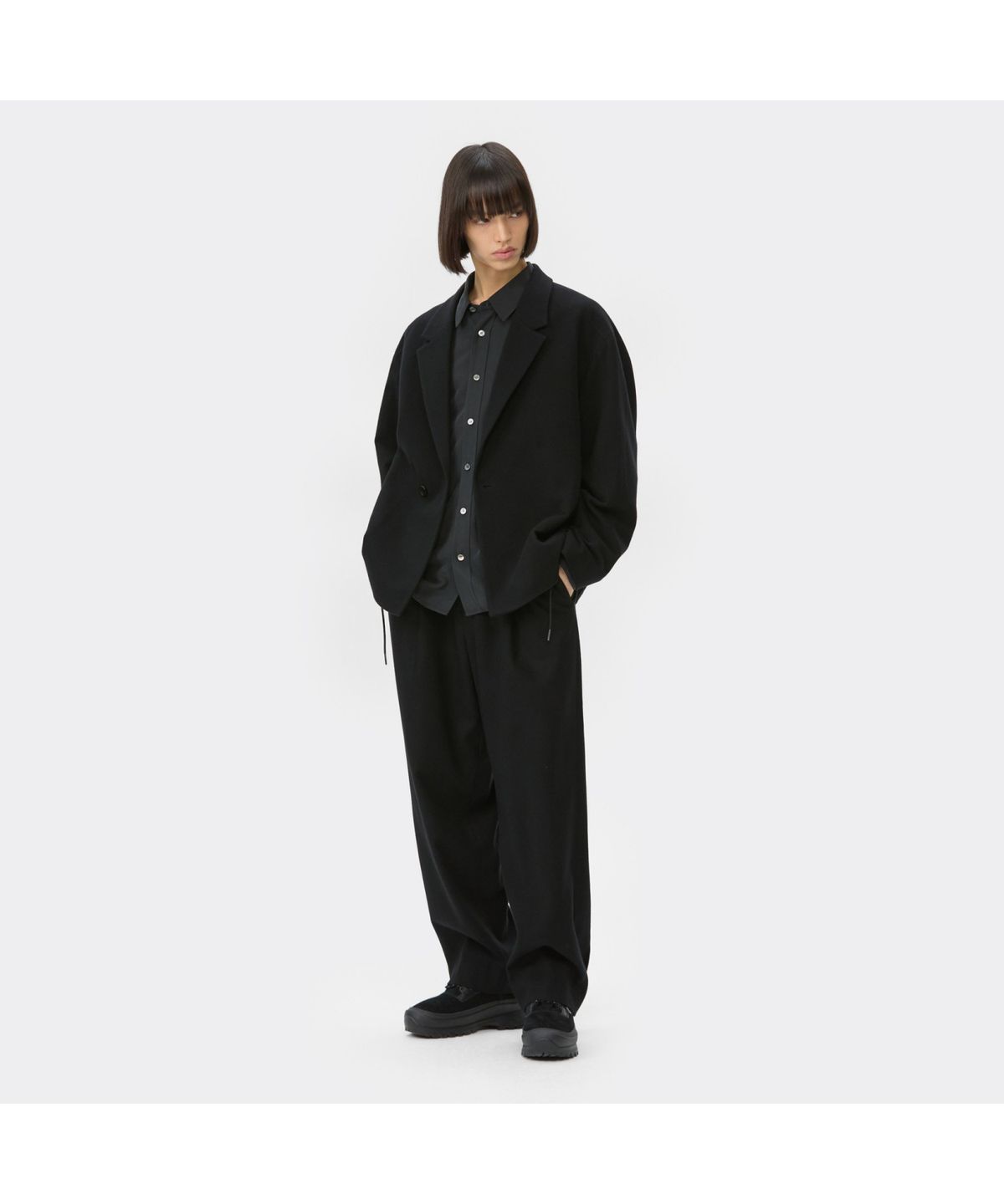 커스텀멜로우(CUSTOMELLOW) Black Tuck Detail Wool Jacket CWJAW25844BKX