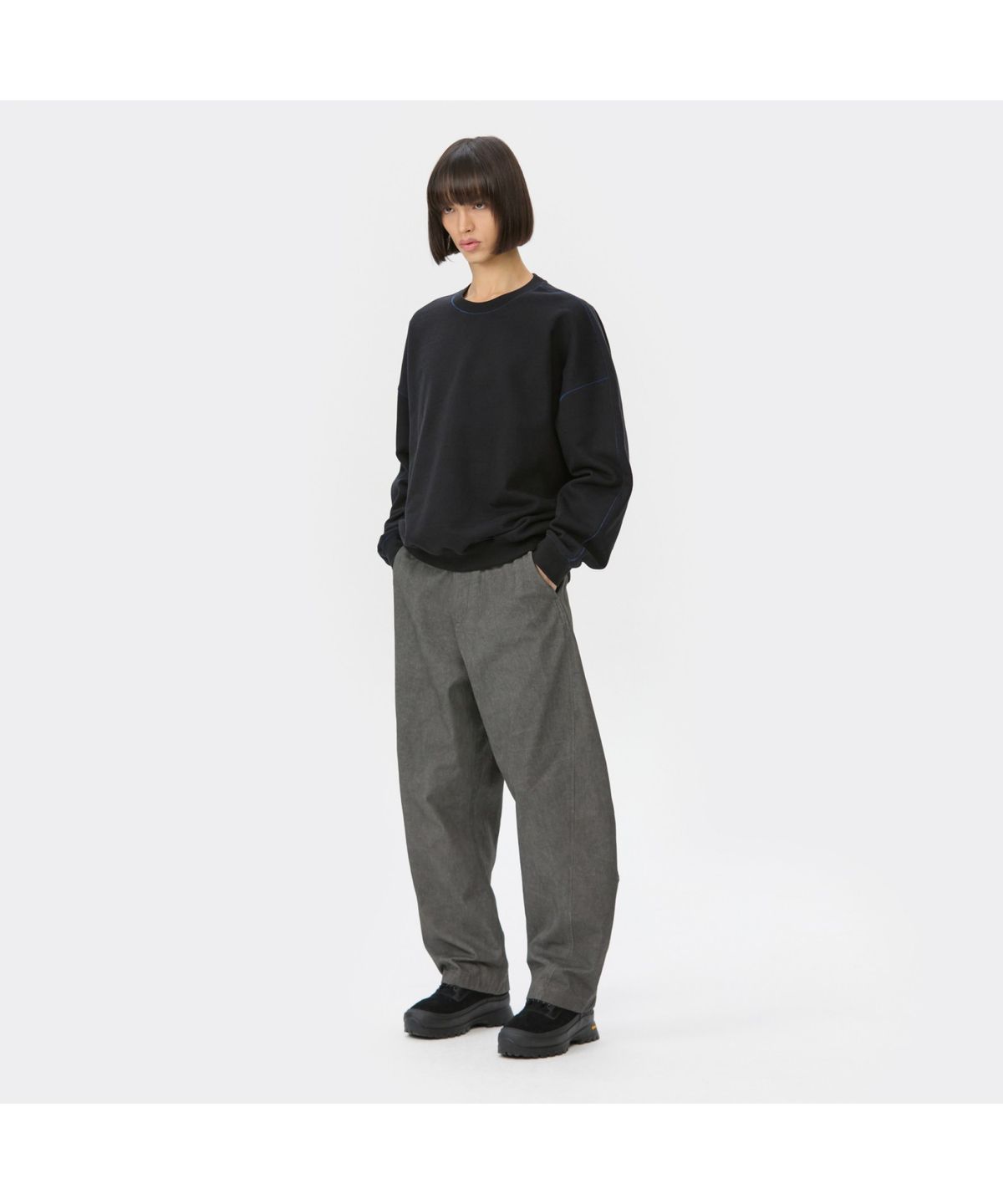 커스텀멜로우(CUSTOMELLOW) Grey Volume Incision Pants CWPAW25543GYX