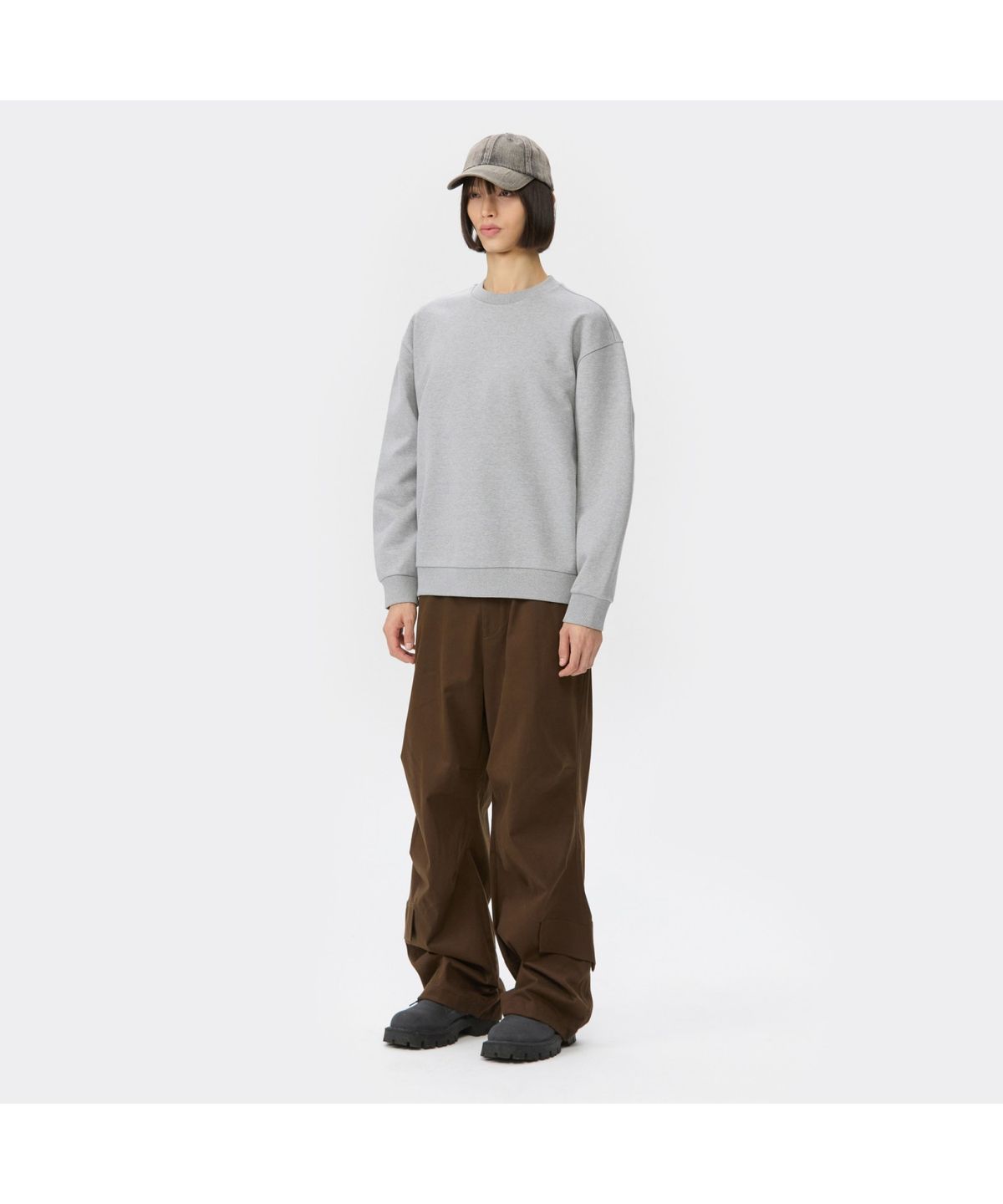 커스텀멜로우(CUSTOMELLOW) Grey Graphic Sweatshirt CWTAW25624GYX