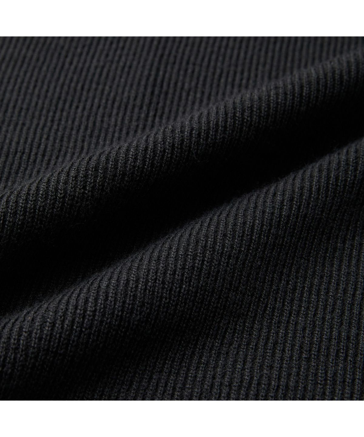 커스텀멜로우(CUSTOMELLOW) Black Layered Sweater CWWAA25611BKX