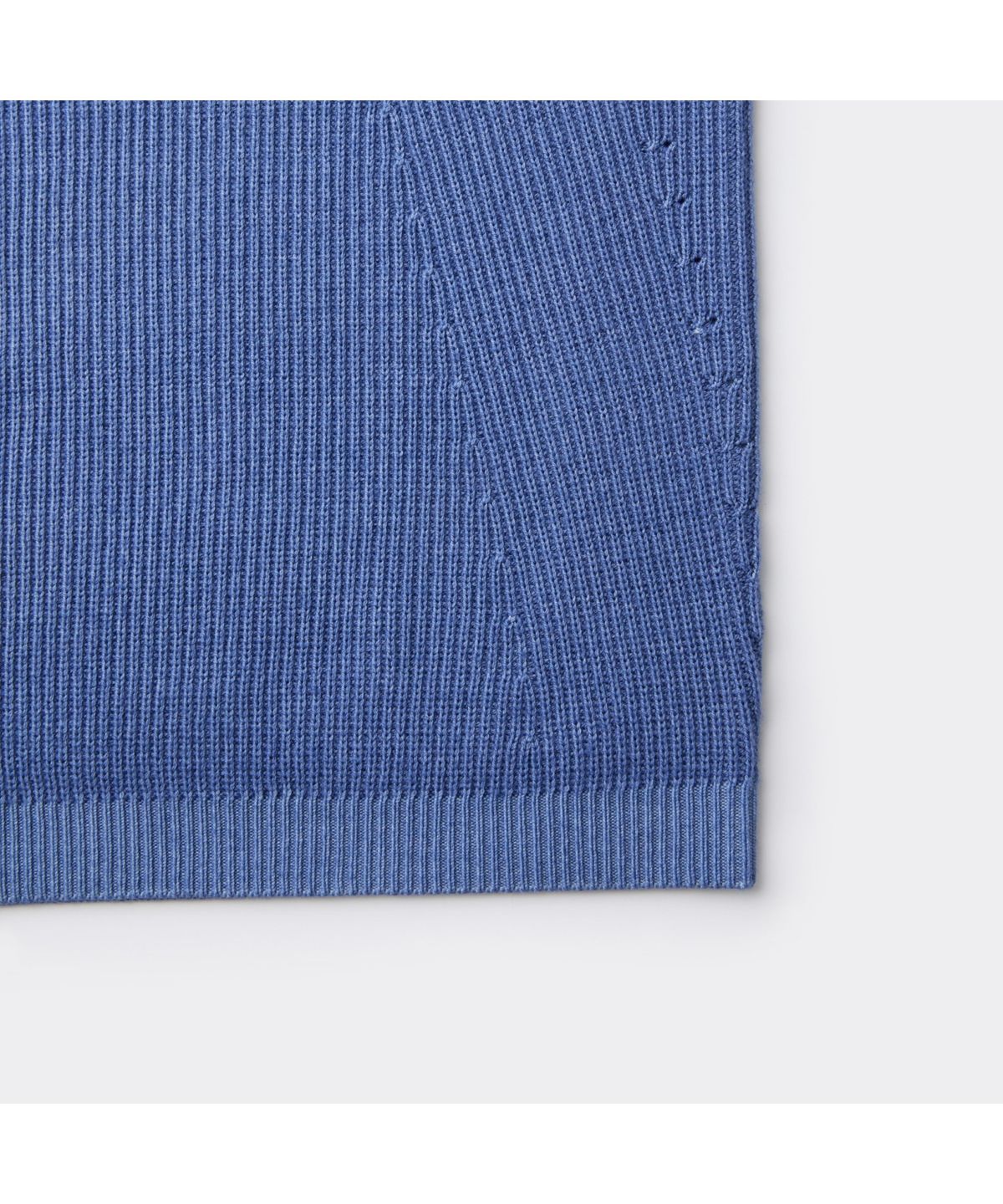 커스텀멜로우(CUSTOMELLOW) Blue Garment Dyed Round Neck Sweater CWWAW25804BUX